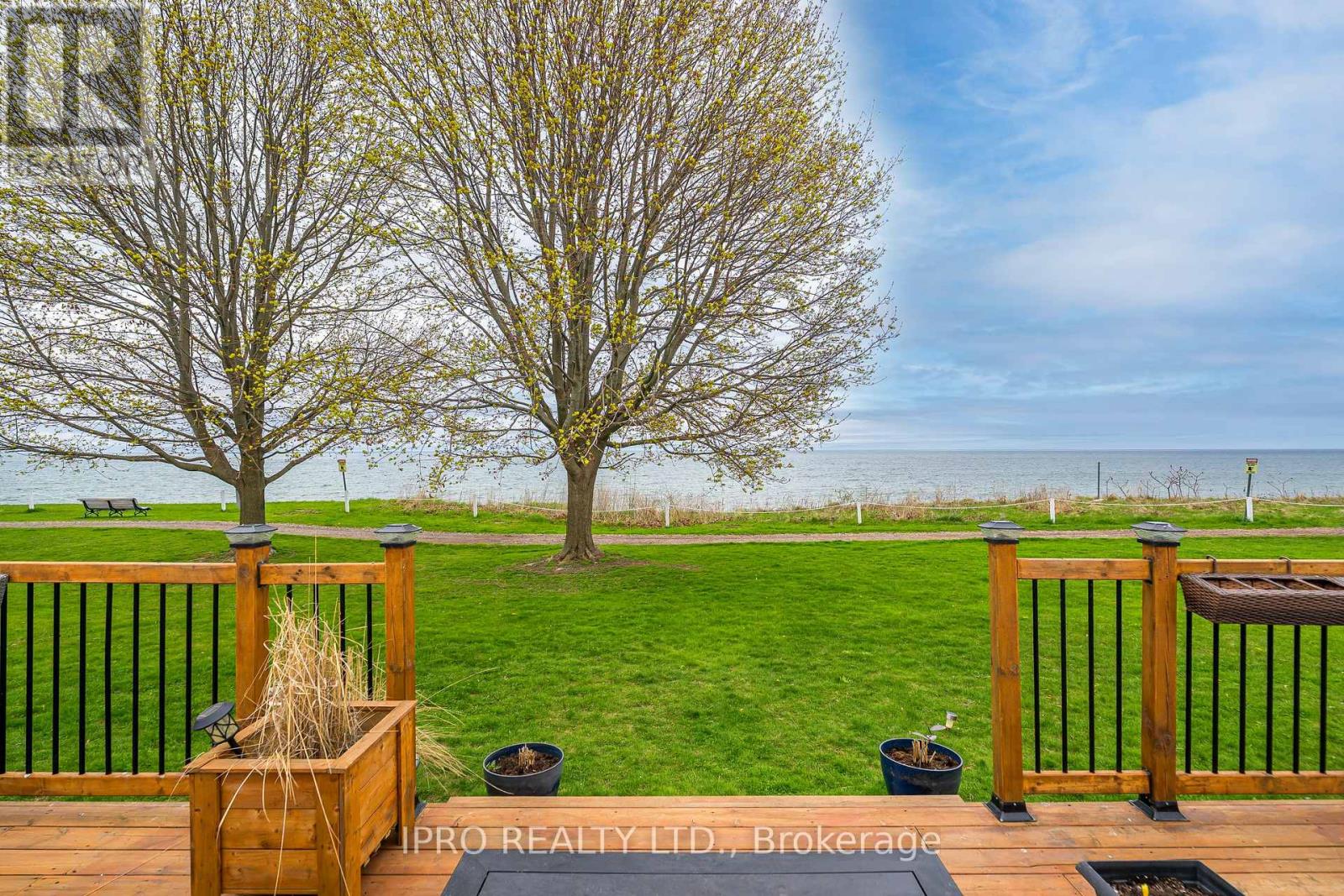 61 Bluffs Road, Clarington (Newcastle), Ontario  L1B 1A6 - Photo 34 - E12126886