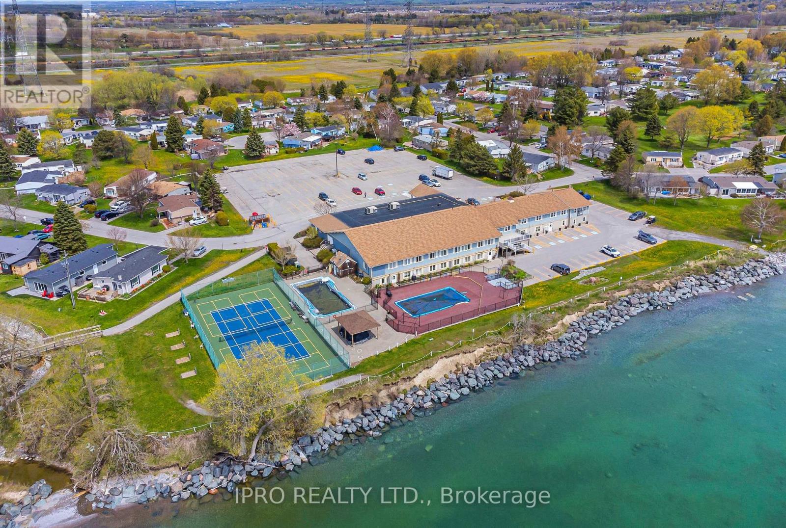 61 Bluffs Road, Clarington (Newcastle), Ontario  L1B 1A6 - Photo 38 - E12126886
