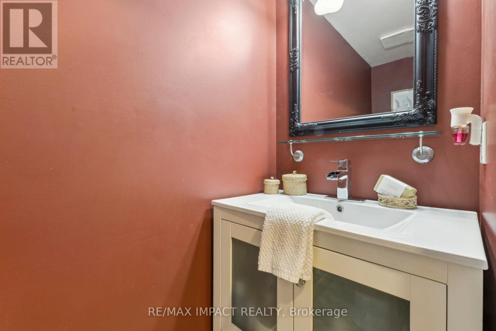 184 Shipway Avenue, Clarington (Newcastle), Ontario  L1B 1N1 - Photo 16 - E12127287