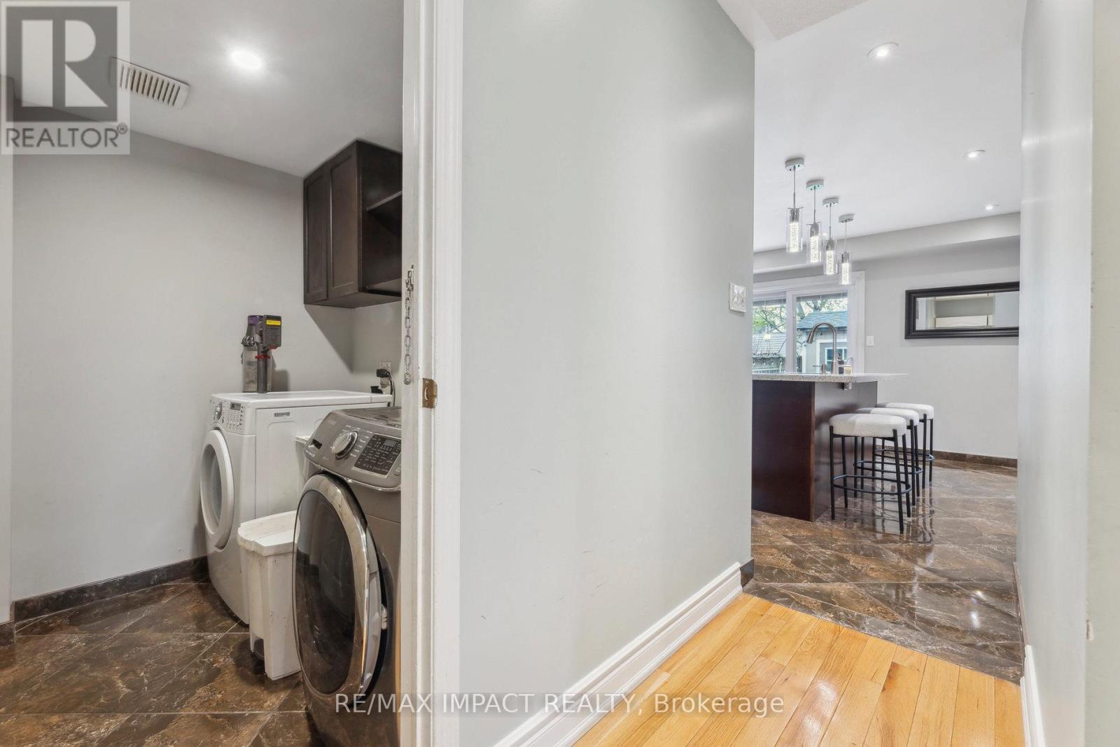 184 Shipway Avenue, Clarington (Newcastle), Ontario  L1B 1N1 - Photo 18 - E12127287