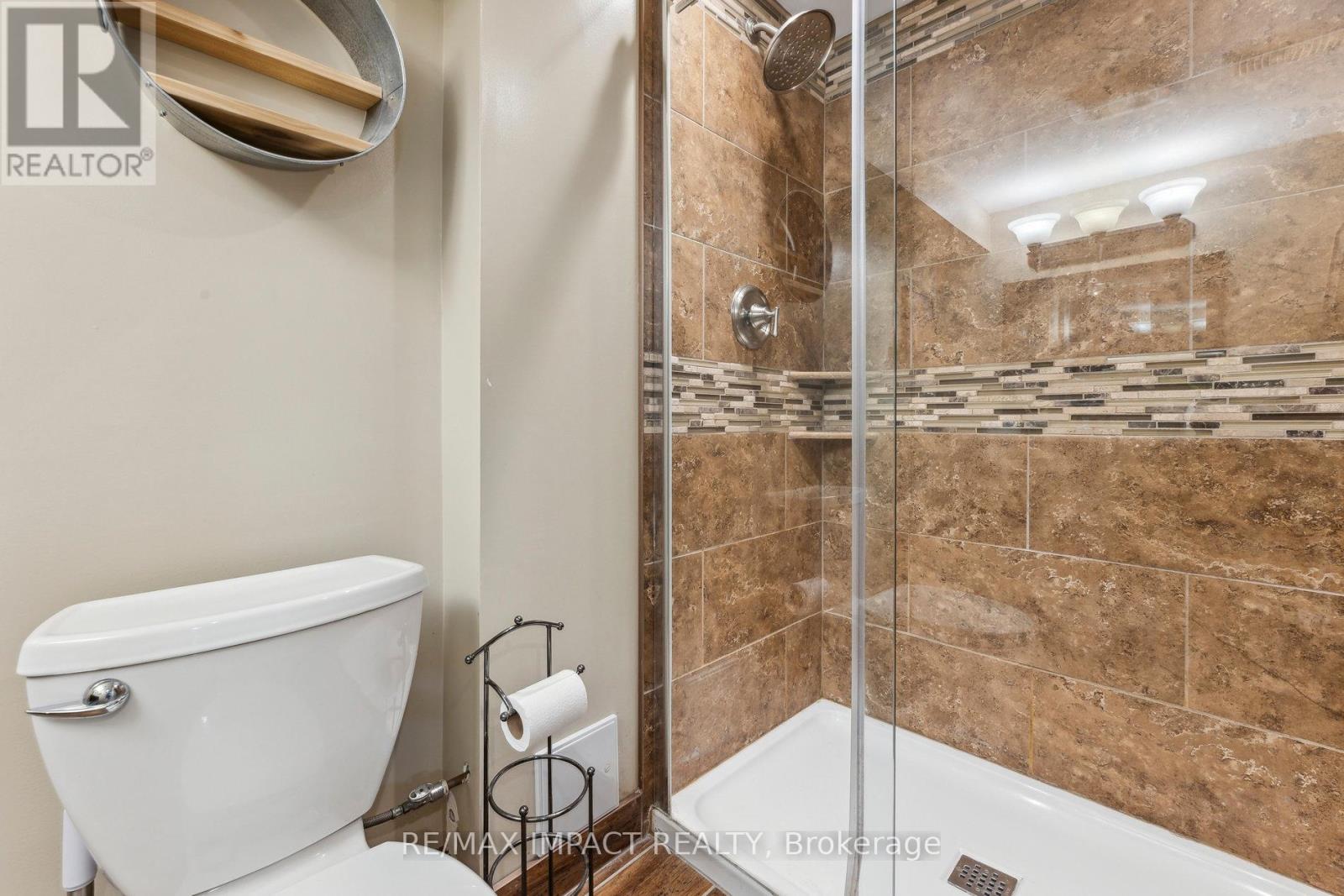 184 Shipway Avenue, Clarington (Newcastle), Ontario  L1B 1N1 - Photo 36 - E12127287