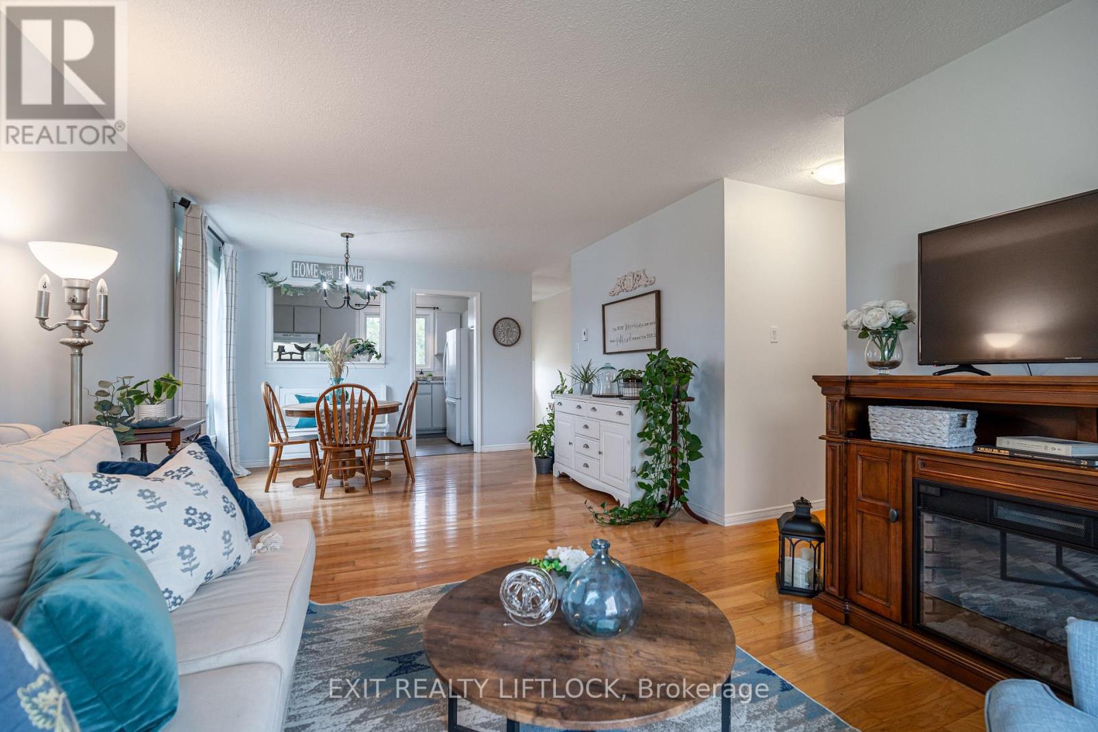 D - 107 Rita Crescent, Kawartha Lakes (Omemee), Ontario  K0L 2W0 - Photo 10 - X12127244