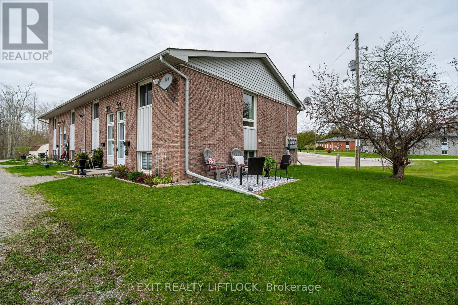 D - 107 Rita Crescent, Kawartha Lakes (Omemee), Ontario  K0L 2W0 - Photo 16 - X12127244