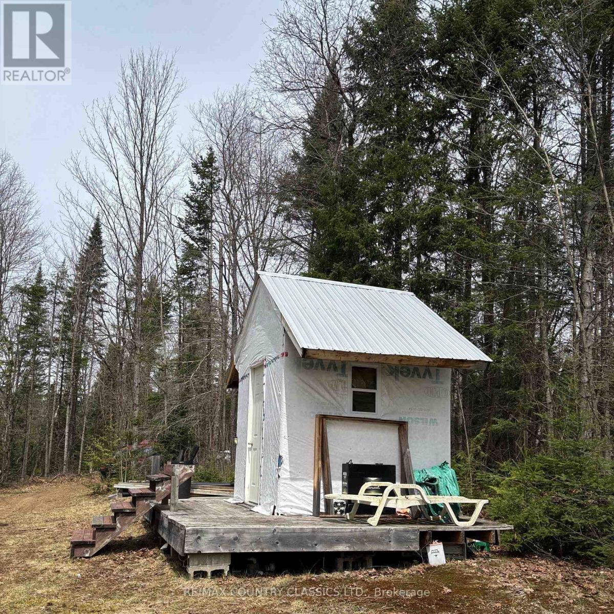 2725 Musclow-Greenview Road, Hastings Highlands (Monteagle Ward), Ontario  K0L 1C0 - Photo 8 - X12127282
