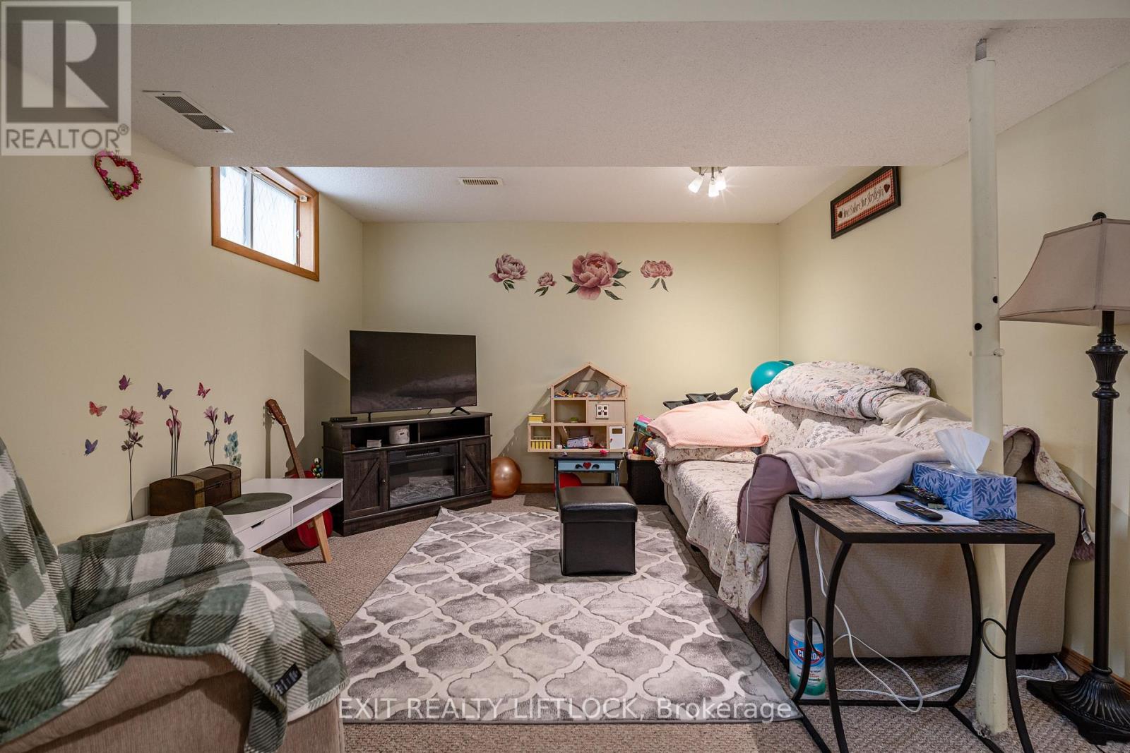 2519 Foxmeadow Road, Peterborough East (South), Ontario  K9L 1X2 - Photo 13 - X12127627