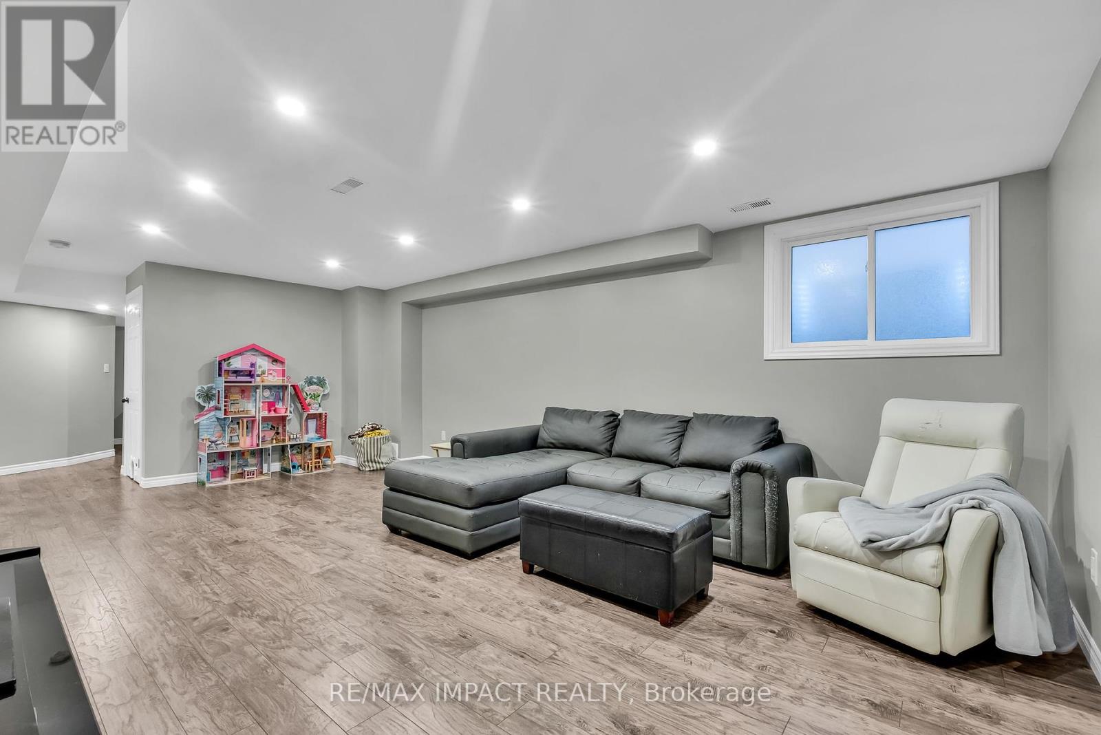 2486 Cunningham Boulevard, Peterborough (Ashburnham), Ontario  K9H 0A9 - Photo 39 - X12127687