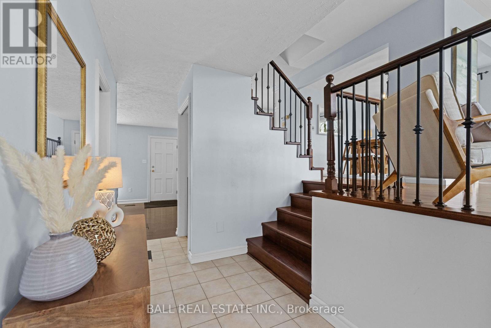 238 Patricia Crescent, Selwyn, Ontario  K9J 0C7 - Photo 16 - X12127733