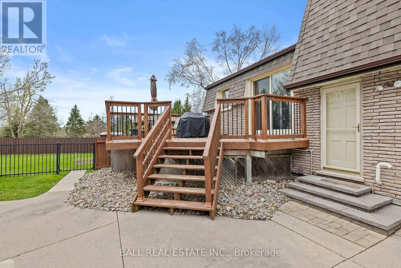238 Patricia Crescent, Selwyn, Ontario  K9J 0C7 - Photo 41 - X12127733