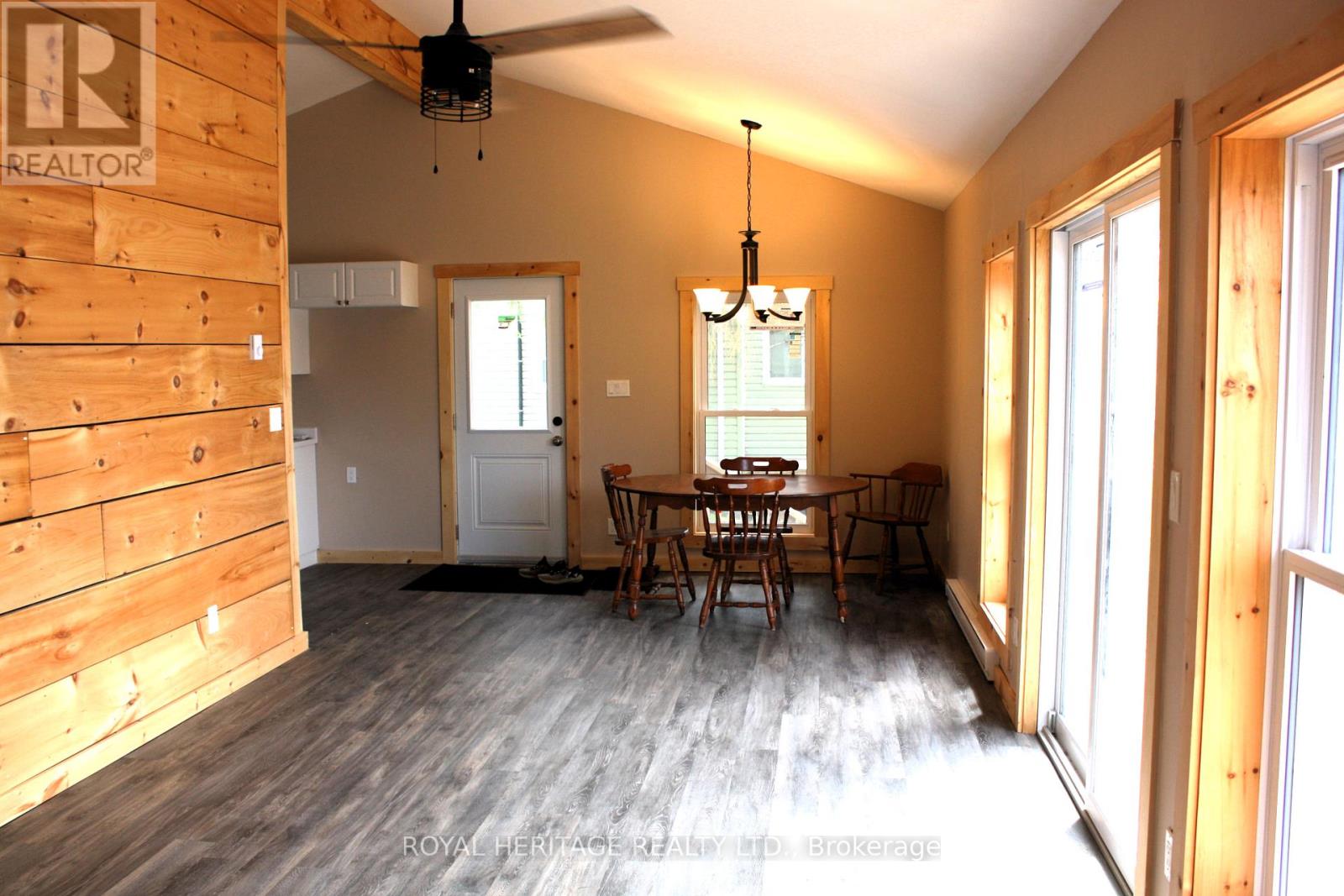 53 Long Island, Otonabee-South Monaghan, Ontario  K0L 1B0 - Photo 8 - X12127545