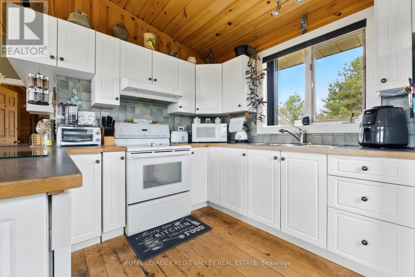 52 Reber Road, Carlow/mayo (Carlow Ward), Ontario  K0L 2R0 - Photo 4 - X12127761