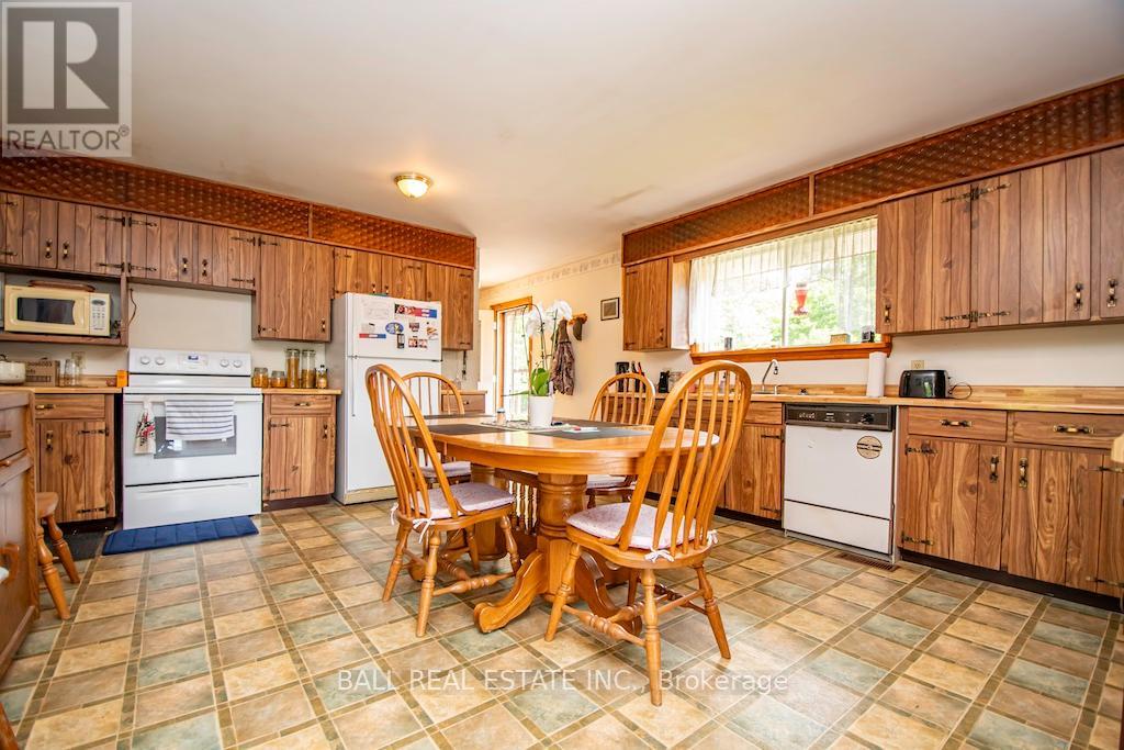 4828 County Rd 44, Havelock-Belmont-Methuen (Belmont-Methuen), Ontario  K0L 1Z0 - Photo 8 - X12128031