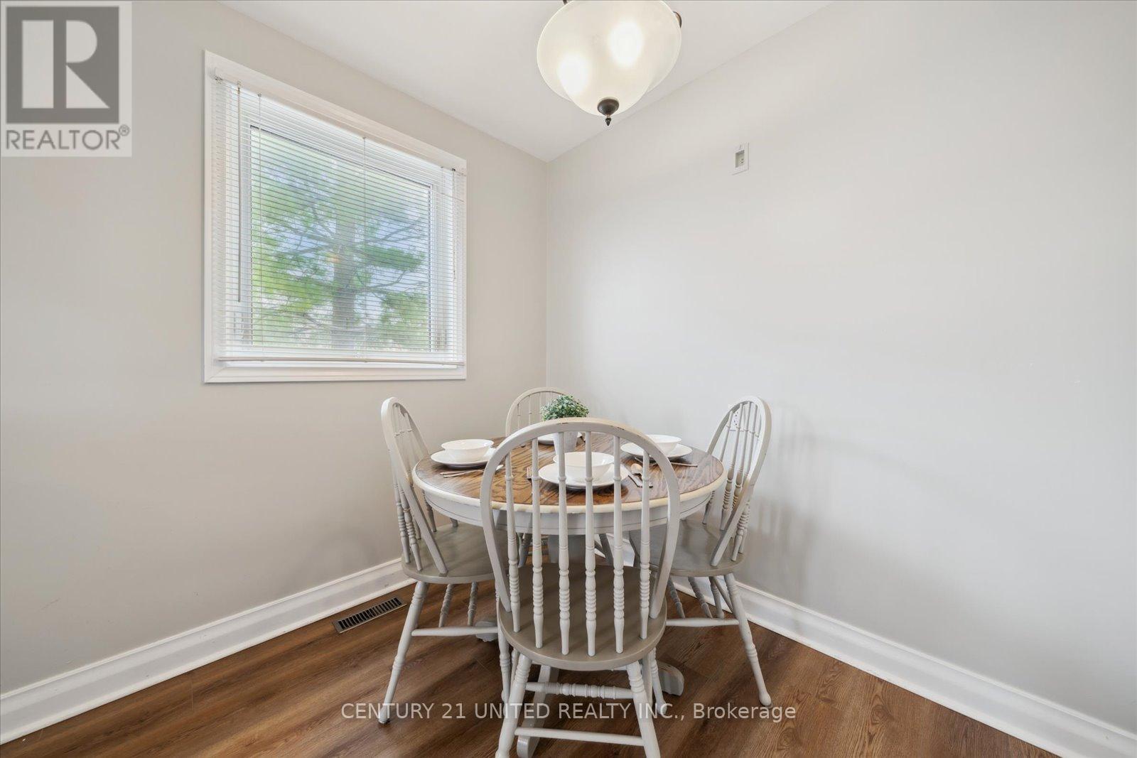 627 Bellaire Street, Peterborough South (West), Ontario  K9J 3Y5 - Photo 13 - X12128047