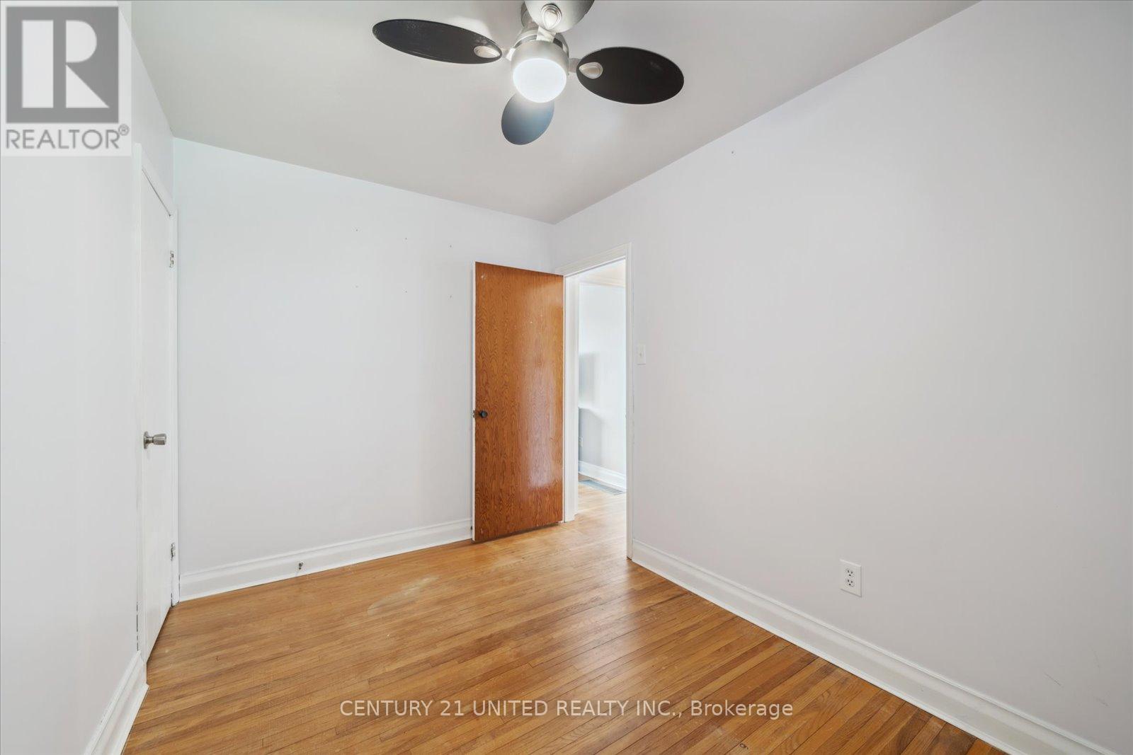 627 Bellaire Street, Peterborough South (West), Ontario  K9J 3Y5 - Photo 26 - X12128047