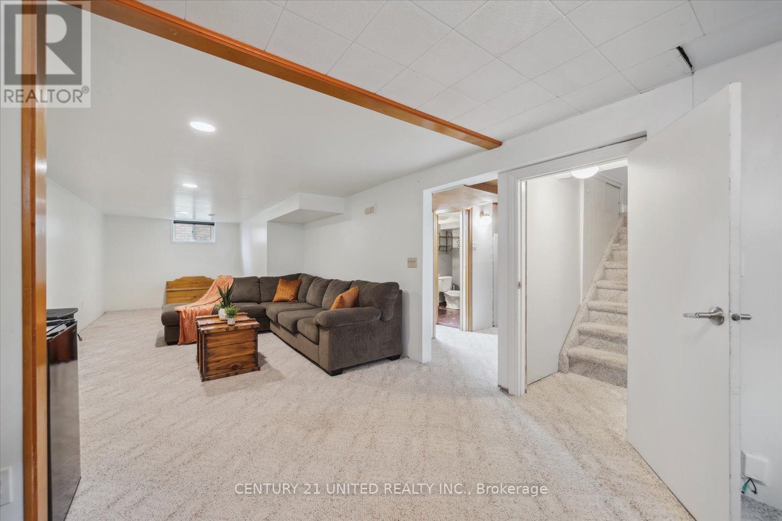 627 Bellaire Street, Peterborough South (West), Ontario  K9J 3Y5 - Photo 32 - X12128047