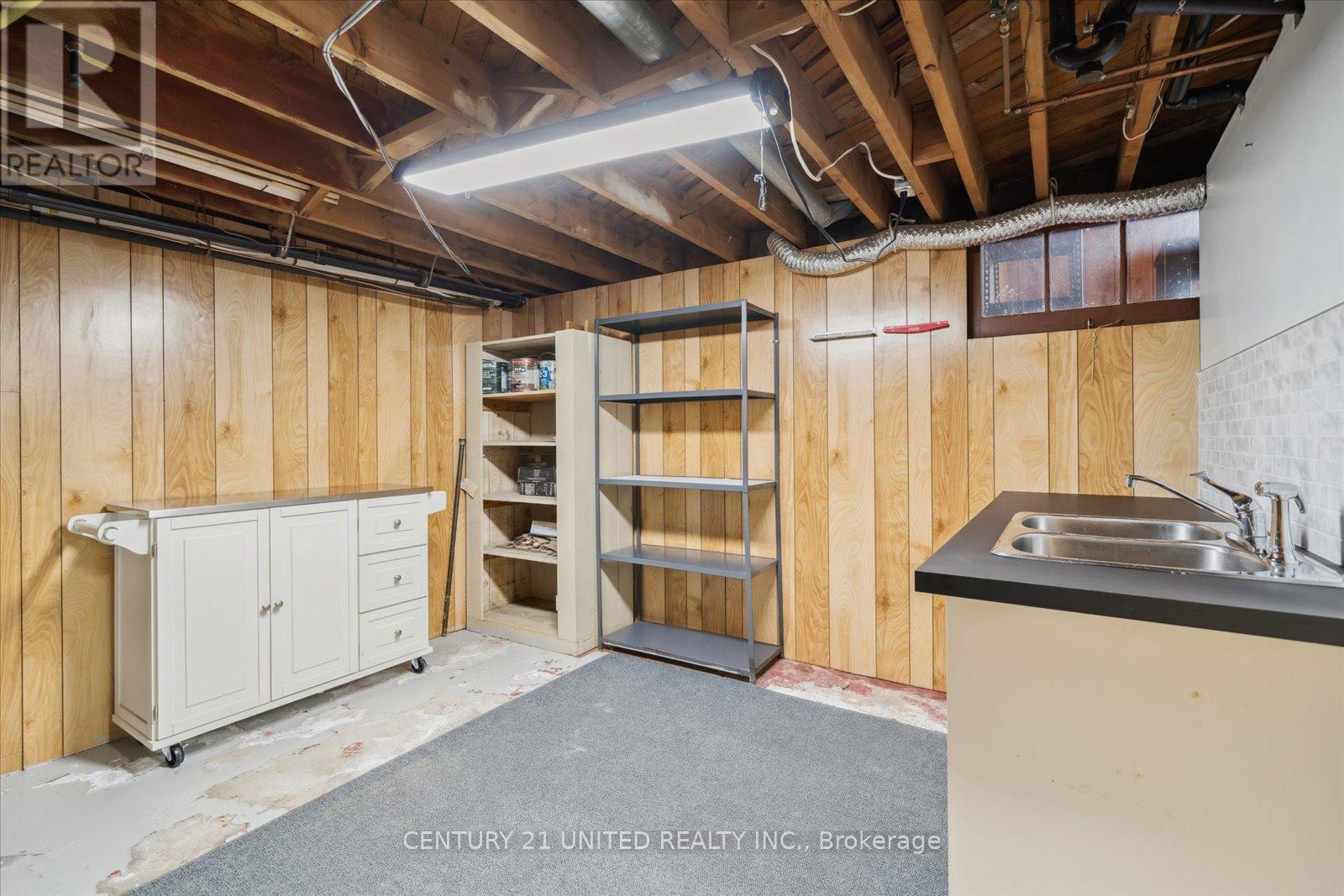 627 Bellaire Street, Peterborough South (West), Ontario  K9J 3Y5 - Photo 37 - X12128047