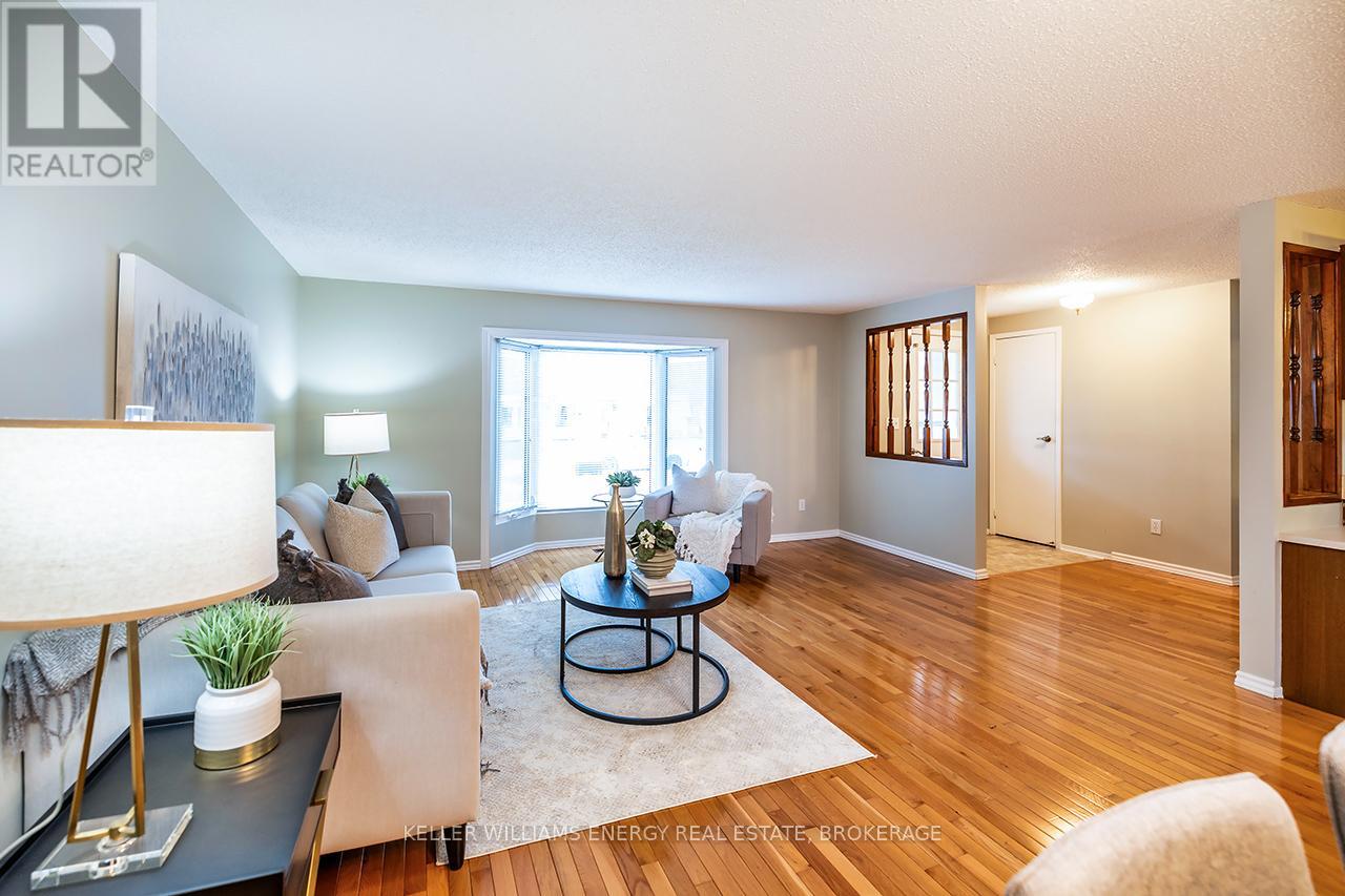 14 Fairway Drive, Clarington (Newcastle), Ontario  L1B 1B3 - Photo 8 - E12128186