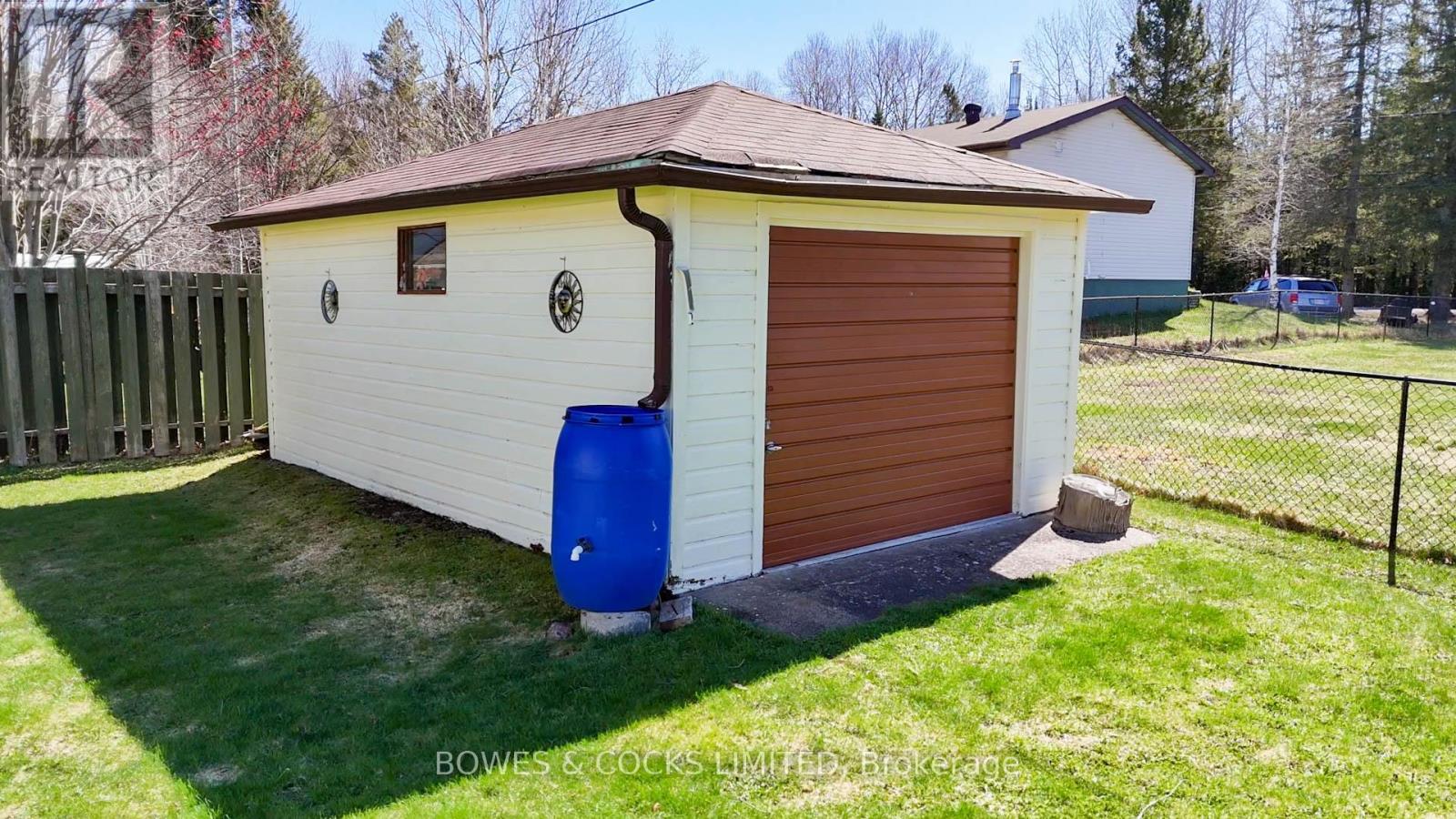 23 Hemlock Street, Highlands East (Bicroft Ward), Ontario  K0L 1M0 - Photo 11 - X12128145
