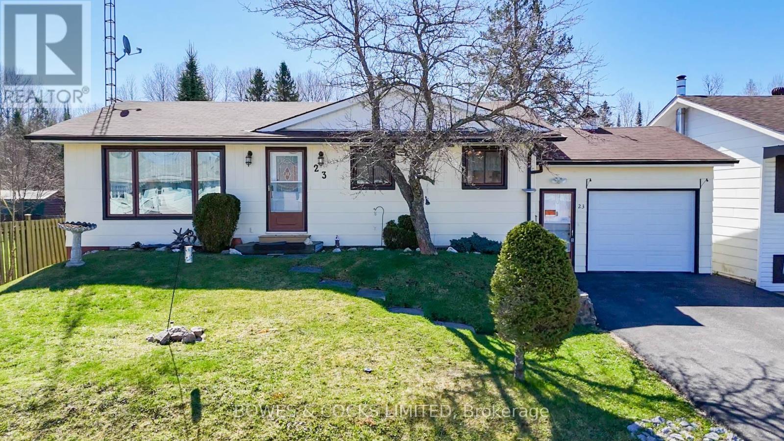23 Hemlock Street, Highlands East (Bicroft Ward), Ontario  K0L 1M0 - Photo 4 - X12128145