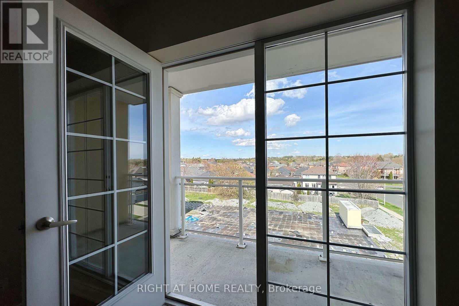 405 - 21 Brookhouse Drive, Clarington (Newcastle), Ontario  L1B 1N8 - Photo 23 - E12128202