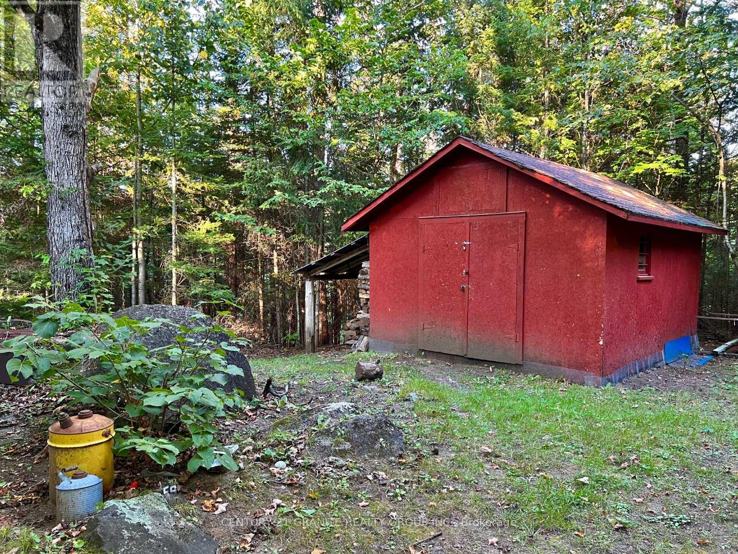 261 Browns Road, Lyndoch And Raglan, Ontario  K0L 1G0 - Photo 4 - X12128288