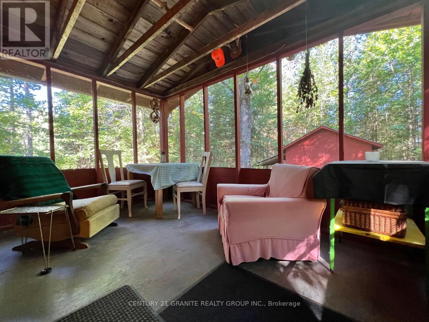261 Browns Road, Lyndoch And Raglan, Ontario  K0L 1G0 - Photo 6 - X12128288