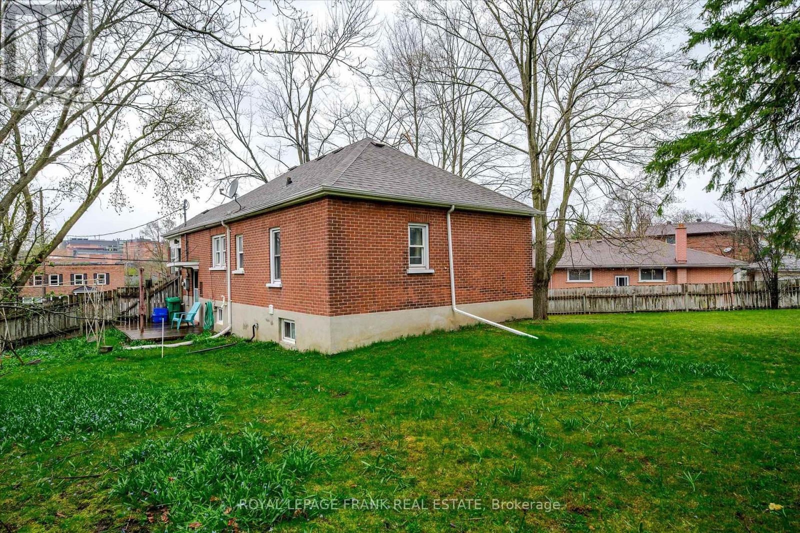 1270 Clonsilla Avenue, Peterborough (Monaghan), Ontario  K9J 5Z2 - Photo 45 - X12128400