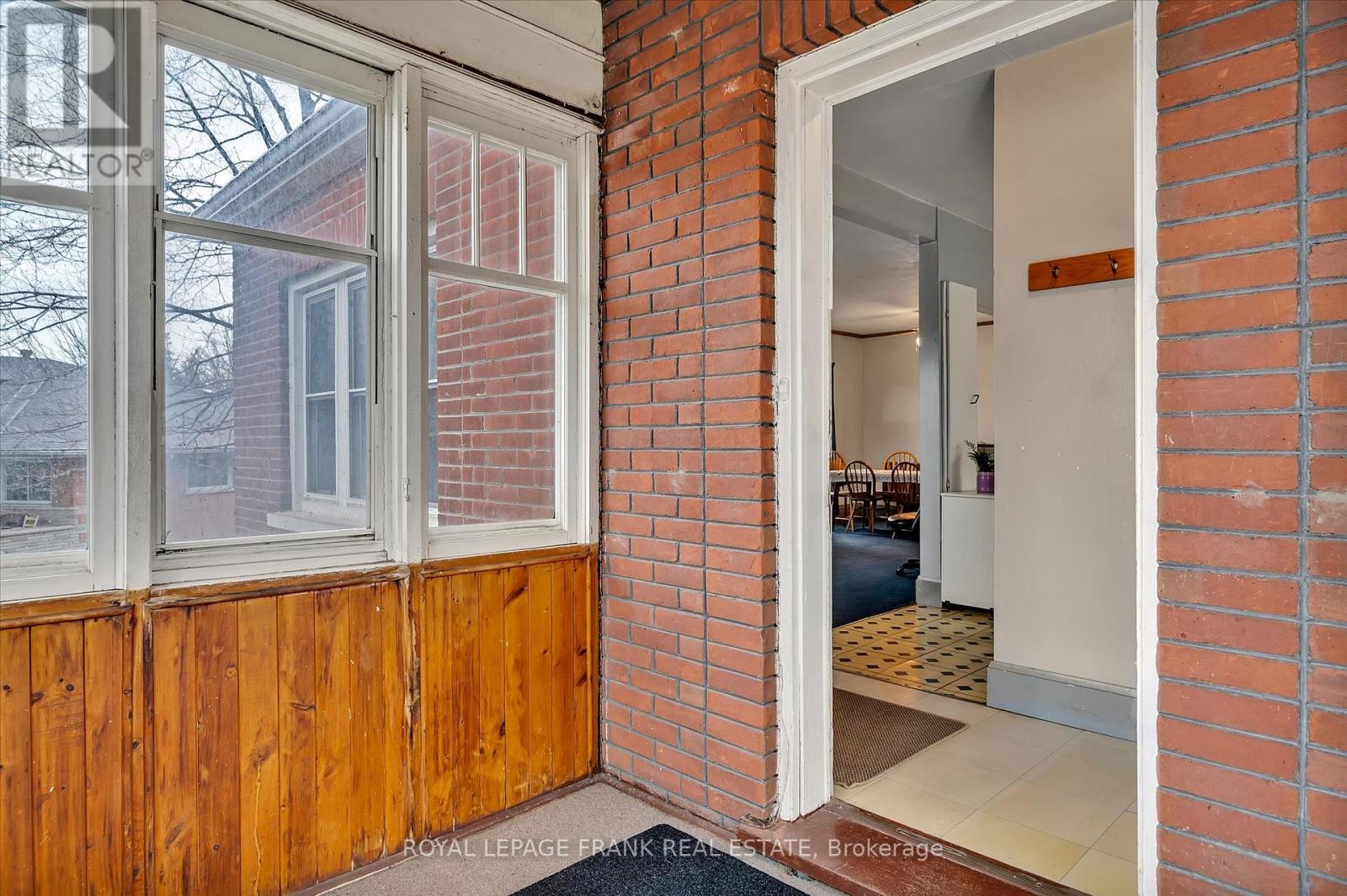 1270 Clonsilla Avenue, Peterborough (Monaghan), Ontario  K9J 5Z2 - Photo 6 - X12128400