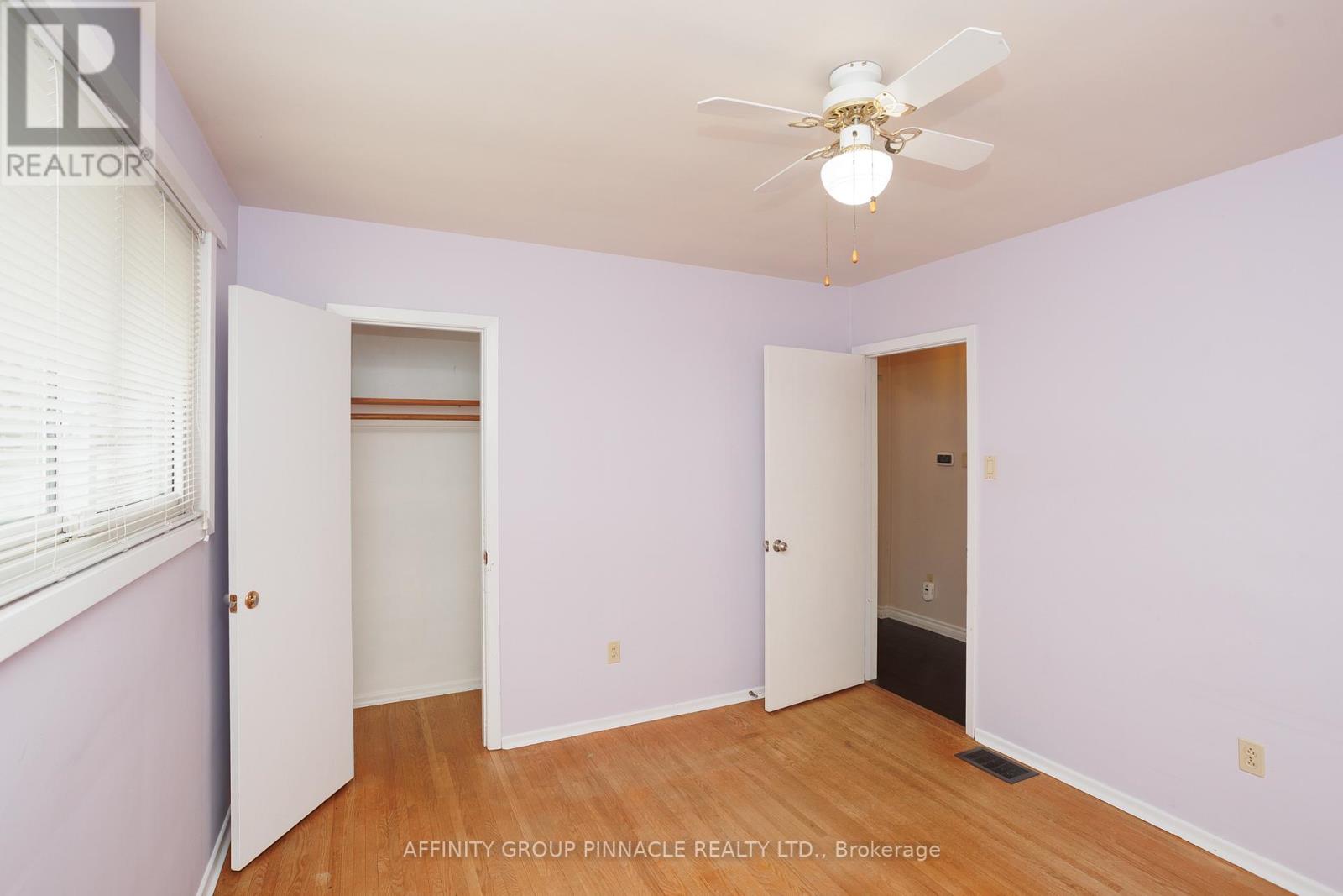 2 Maple Crescent, Kawartha Lakes (Lindsay), Ontario  K9V 2R7 - Photo 24 - X12128544