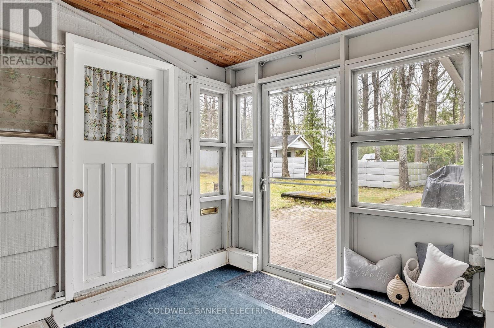 318 Fothergill Isle, Selwyn, Ontario  K9J 6X2 - Photo 7 - X12128596