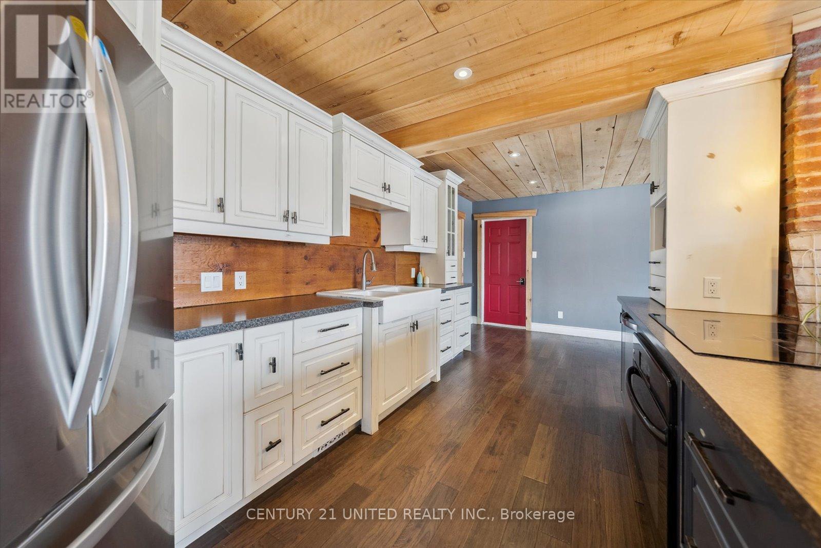 2208 Preston Road, Cavan Monaghan (Cavan Twp), Ontario  K9J 0G5 - Photo 13 - X12128642