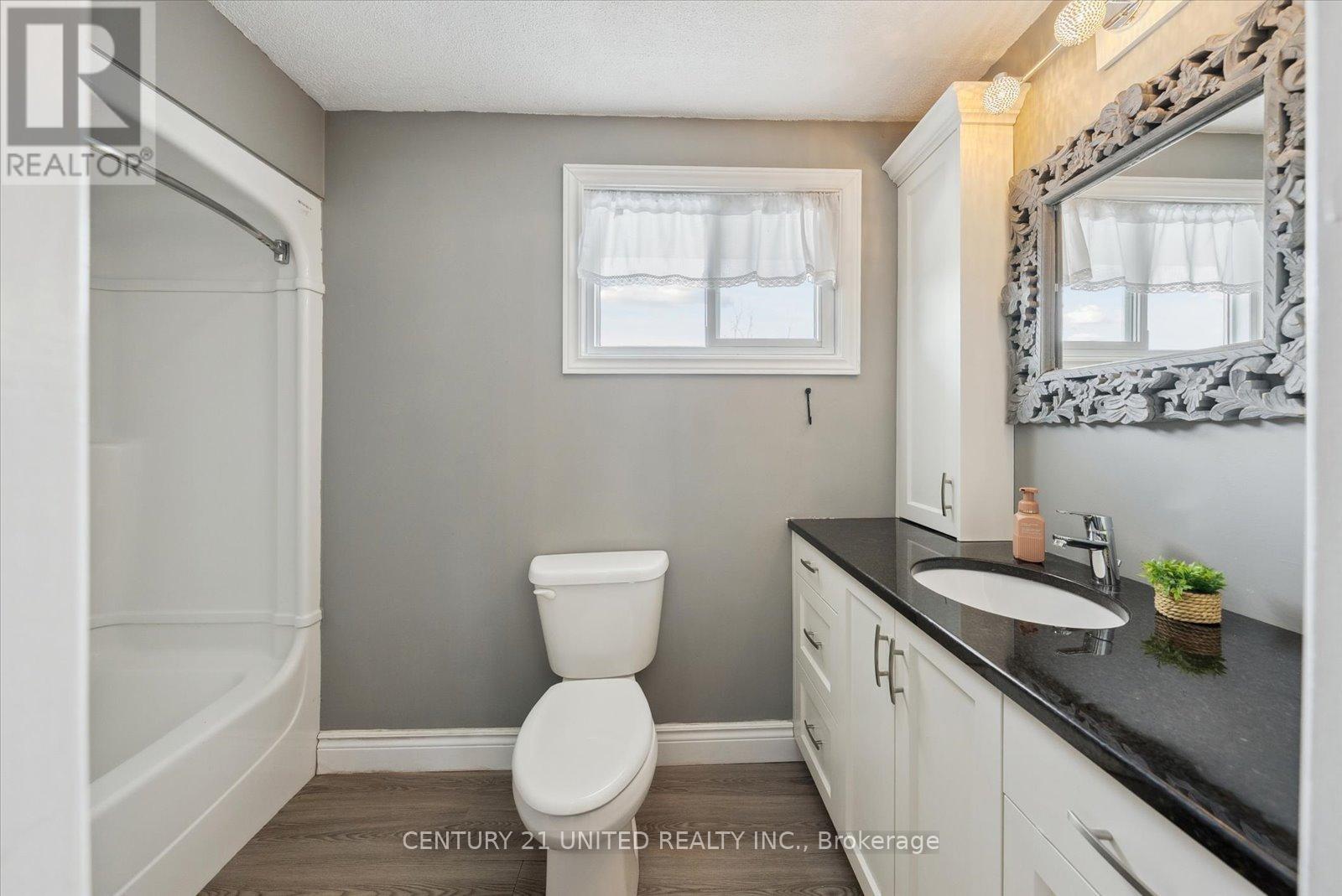 2208 Preston Road, Cavan Monaghan (Cavan Twp), Ontario  K9J 0G5 - Photo 35 - X12128642