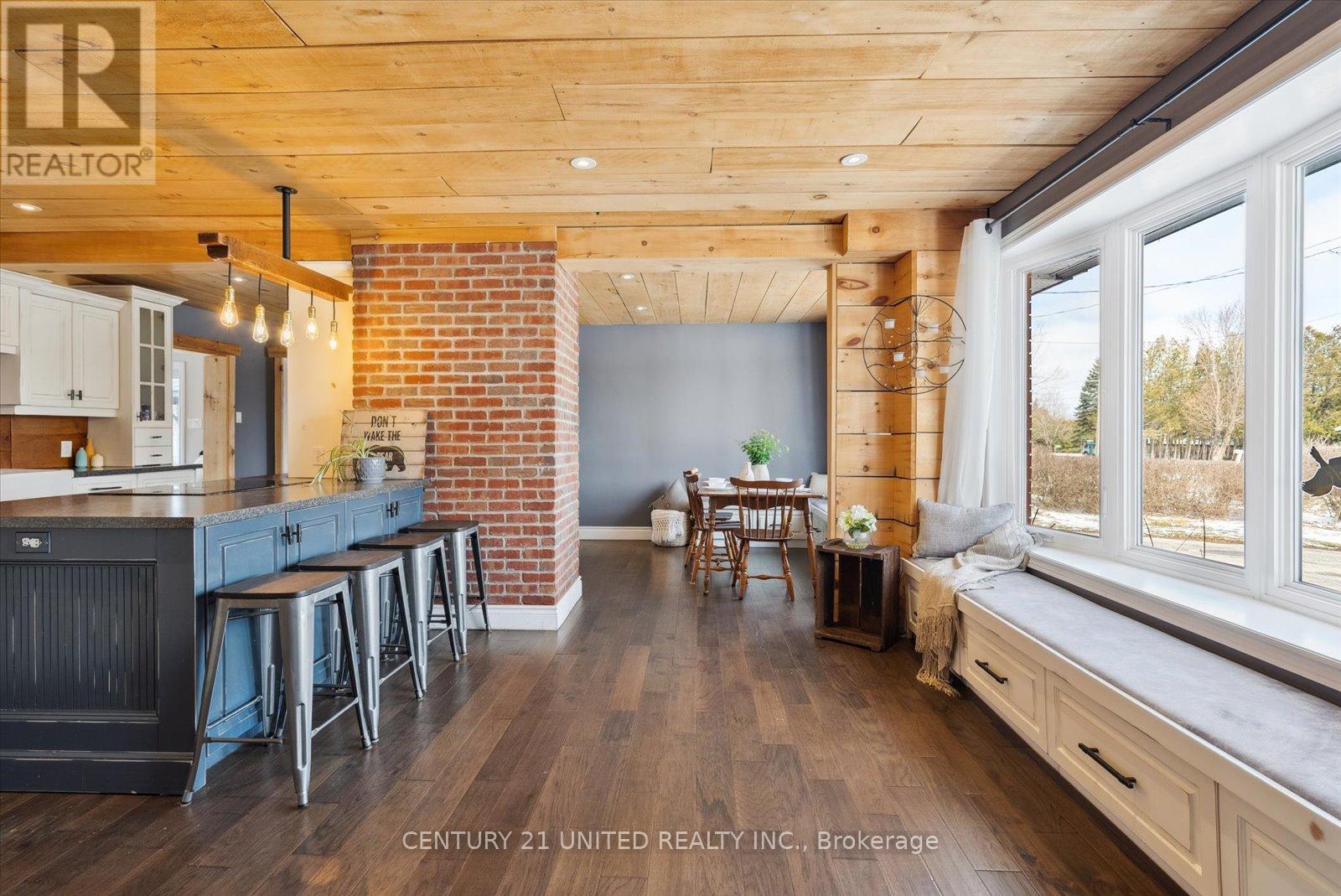 2208 Preston Road, Cavan Monaghan (Cavan Twp), Ontario  K9J 0G5 - Photo 8 - X12128642
