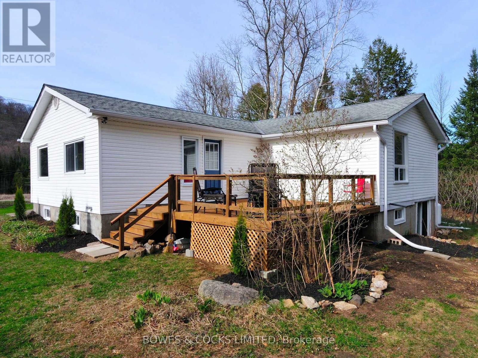 30890 Highway 28 E, Bancroft (Dungannon Ward), Ontario  K0L 1C0 - Photo 25 - X12128694