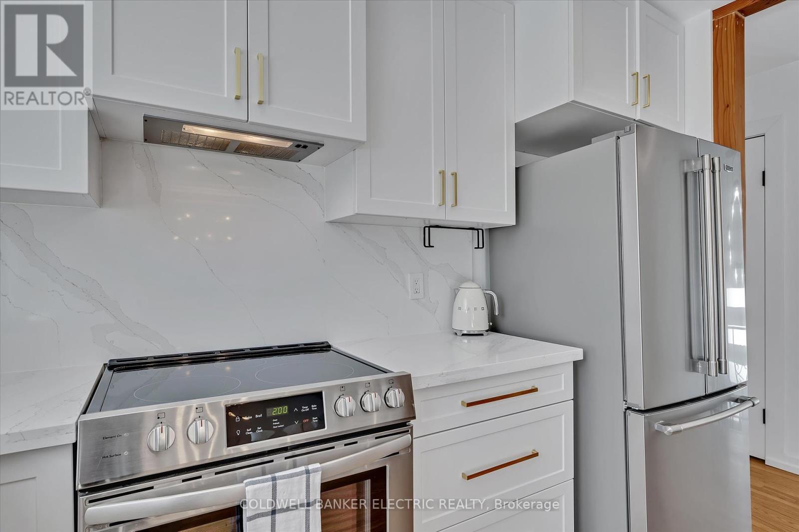 973 Afton Road, Peterborough West (Central), Ontario  K9J 7K3 - Photo 7 - X12128850