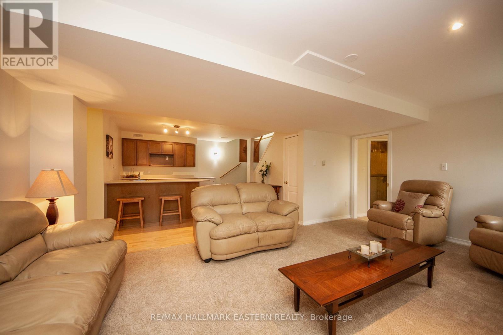 14 - 877 Wentworth Street, Peterborough West (Central), Ontario  K9J 8R7 - Photo 23 - X12128877