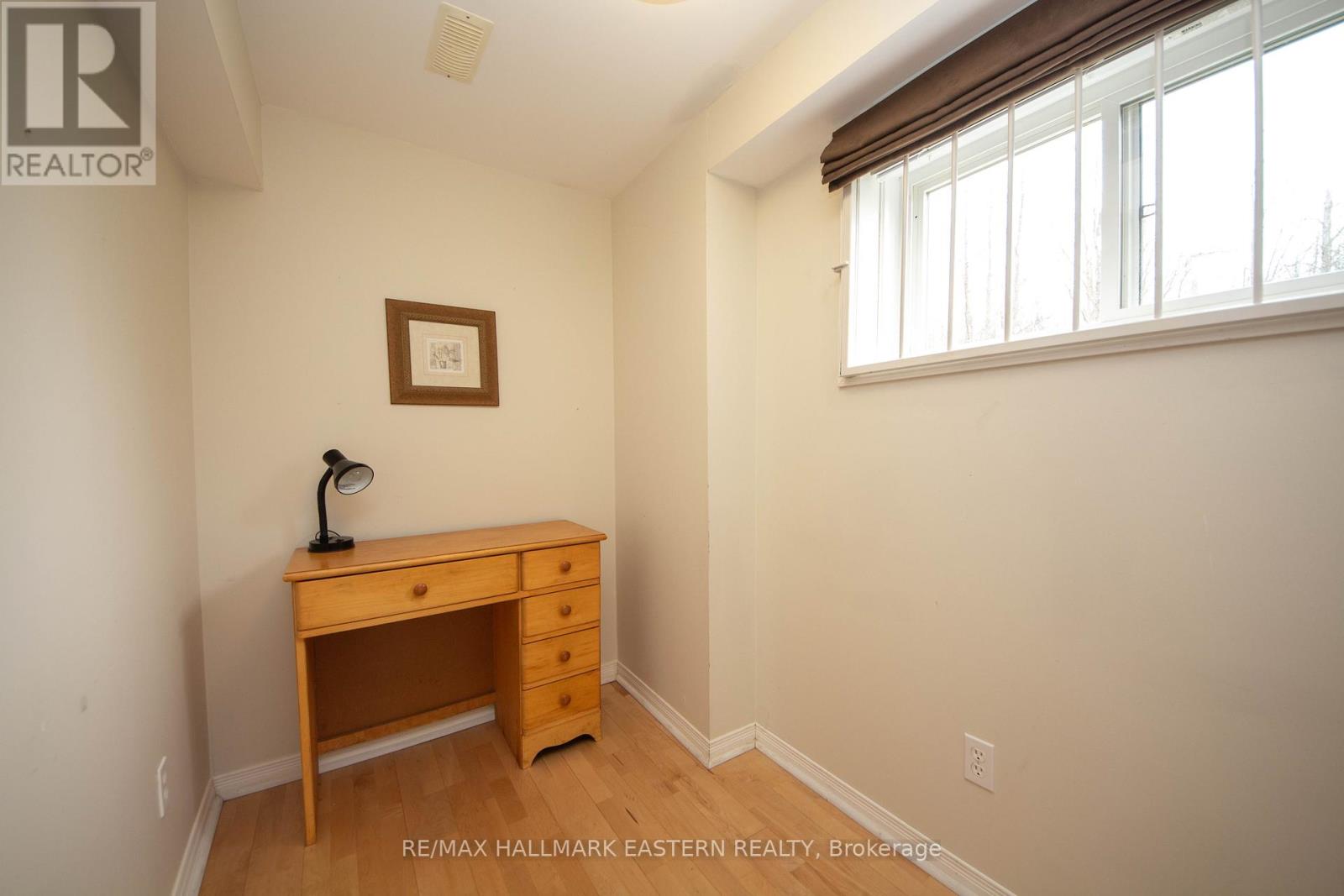 14 - 877 Wentworth Street, Peterborough West (Central), Ontario  K9J 8R7 - Photo 29 - X12128877