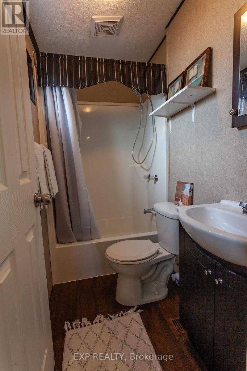 4 Cattail Crescent, Otonabee-South Monaghan, Ontario  K0L 2G0 - Photo 12 - X12128971