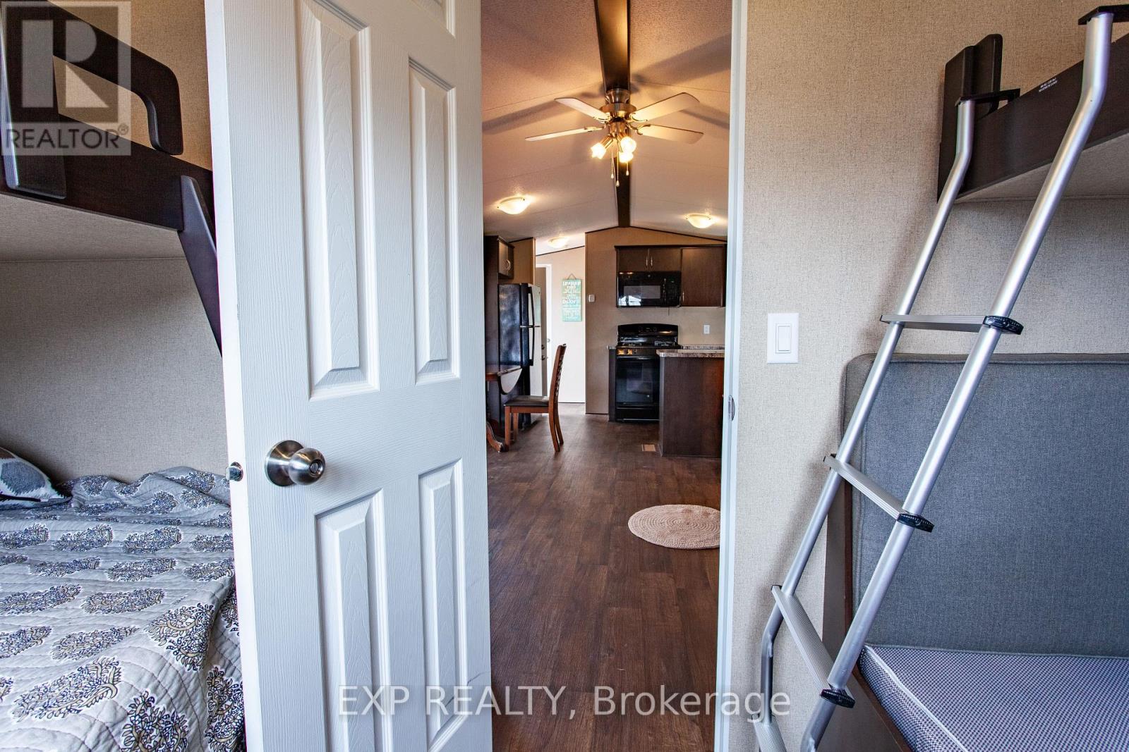 4 Cattail Crescent, Otonabee-South Monaghan, Ontario  K0L 2G0 - Photo 6 - X12128971