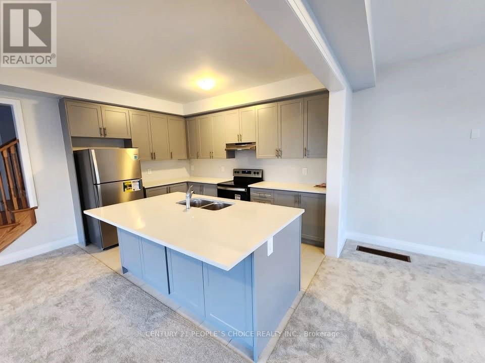 92 Corley Street, Kawartha Lakes (Lindsay), Ontario  K9V 6C2 - Photo 14 - X12128878