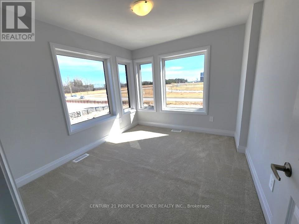 92 Corley Street, Kawartha Lakes (Lindsay), Ontario  K9V 6C2 - Photo 18 - X12128878