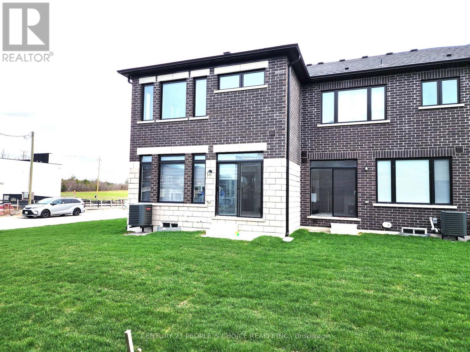 92 Corley Street, Kawartha Lakes (Lindsay), Ontario  K9V 6C2 - Photo 24 - X12128878