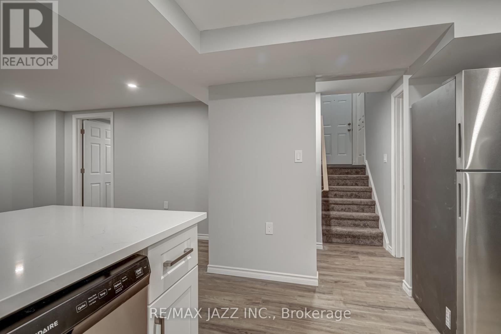 A - 1189 Cartier Boulevard, Peterborough North (Central), Ontario  K9H 6S1 - Photo 12 - X12129006
