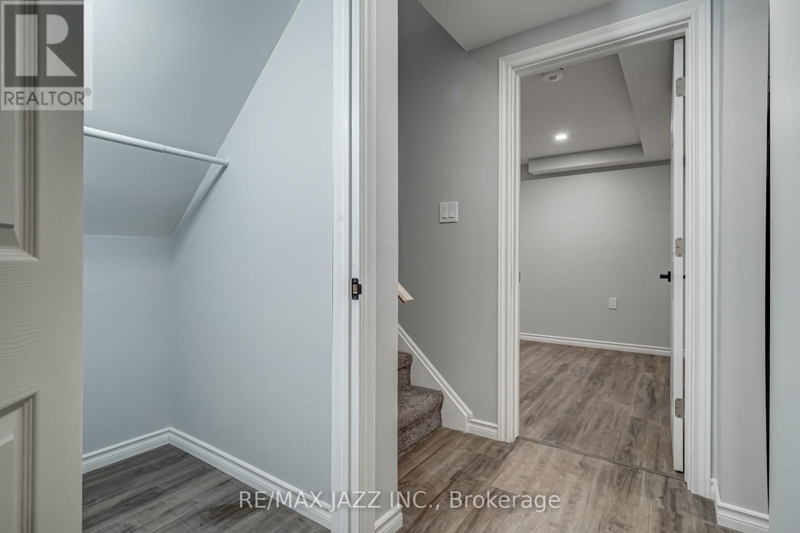 A - 1189 Cartier Boulevard, Peterborough North (Central), Ontario  K9H 6S1 - Photo 5 - X12129006