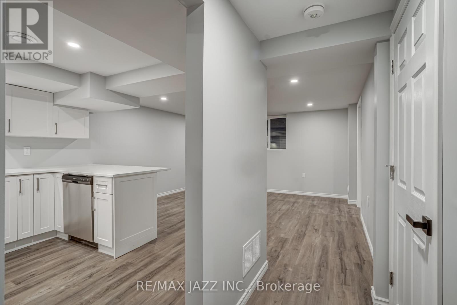 A - 1189 Cartier Boulevard, Peterborough North (Central), Ontario  K9H 6S1 - Photo 6 - X12129006