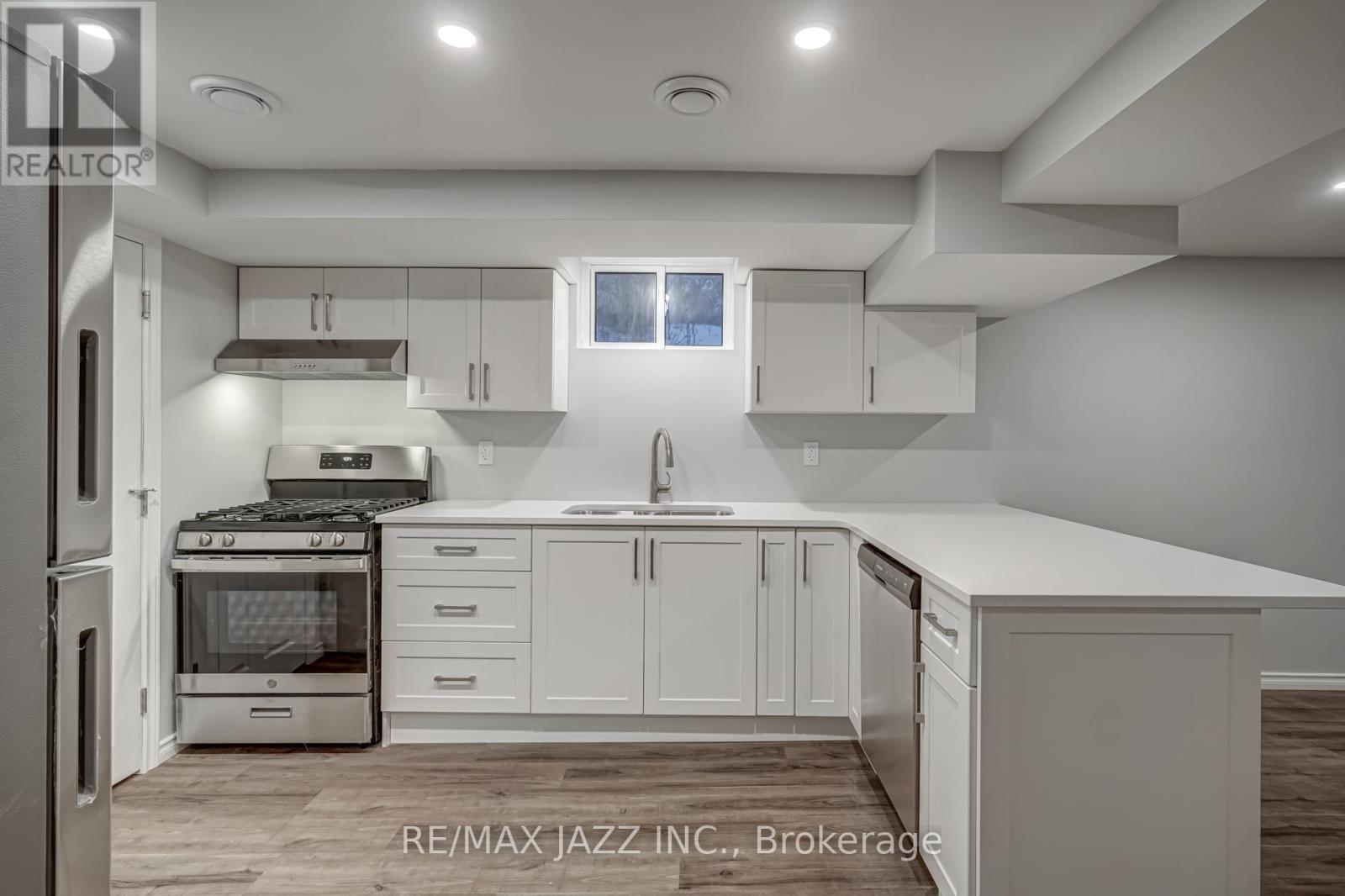A - 1189 Cartier Boulevard, Peterborough North (Central), Ontario  K9H 6S1 - Photo 7 - X12129006