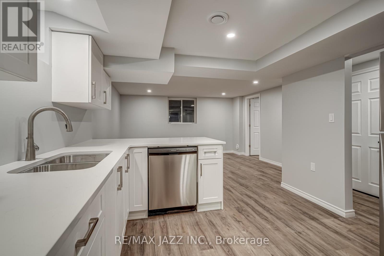 A - 1189 Cartier Boulevard, Peterborough North (Central), Ontario  K9H 6S1 - Photo 8 - X12129006