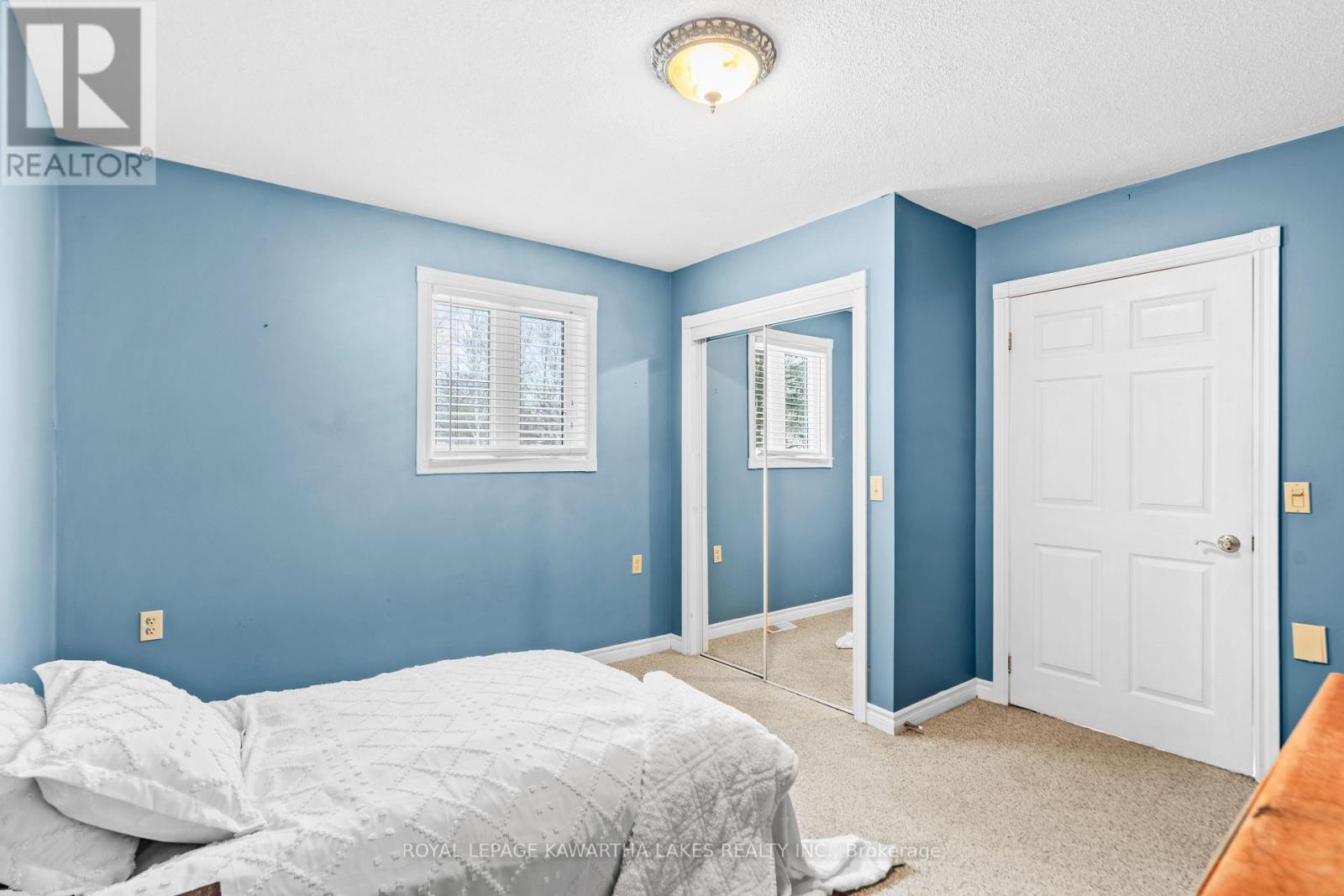 146 Queen Street, Kawartha Lakes (Lindsay), Ontario  K9V 1H1 - Photo 36 - X12129465