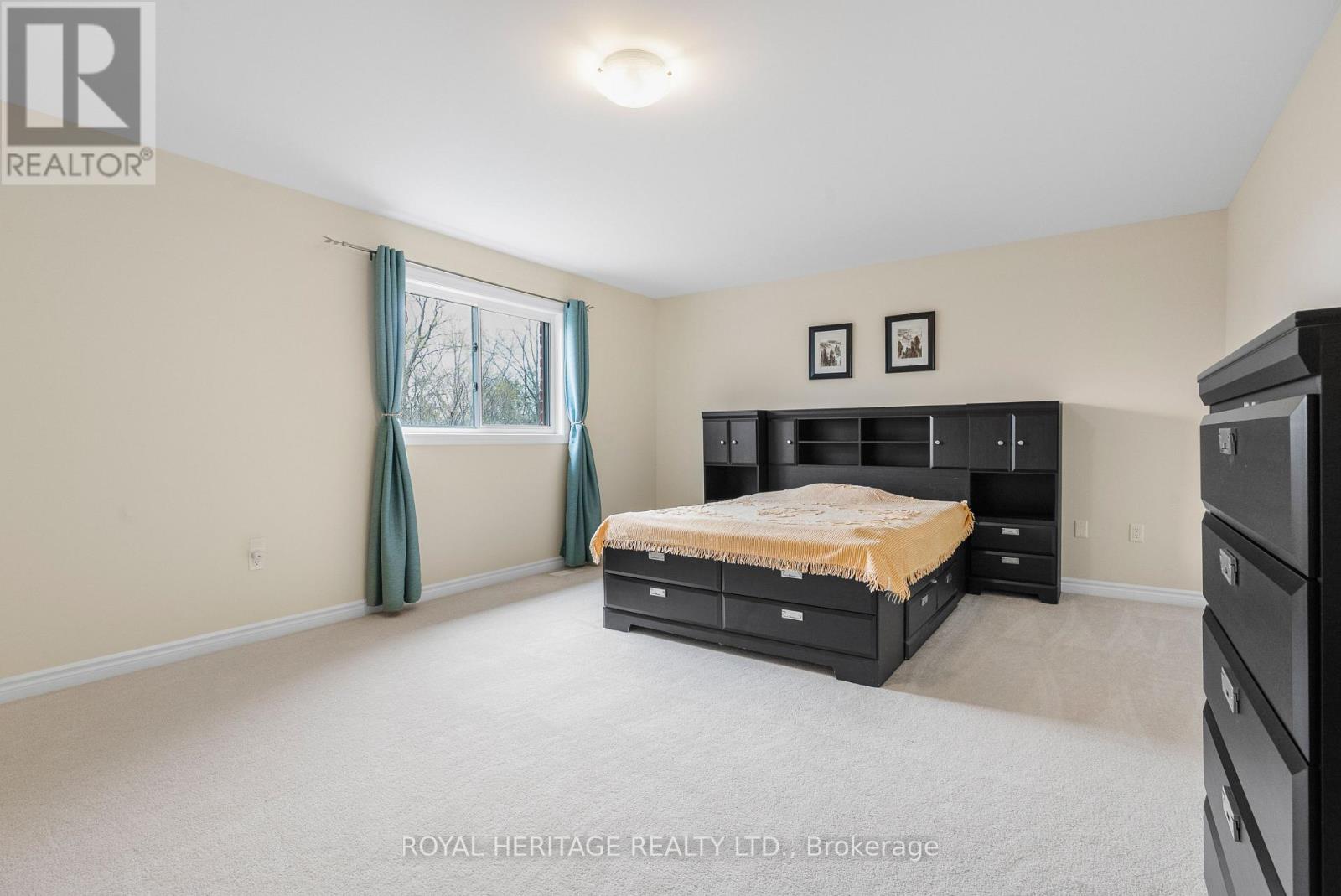 141 Springdale Drive, Kawartha Lakes (Lindsay), Ontario  K9V 0N1 - Photo 12 - X12129483