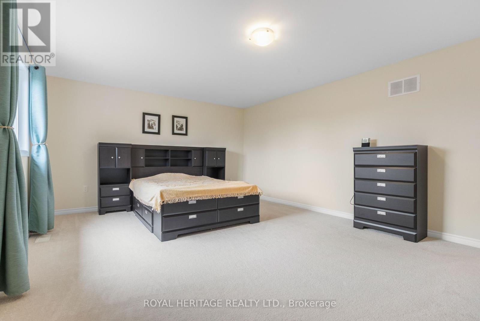 141 Springdale Drive, Kawartha Lakes (Lindsay), Ontario  K9V 0N1 - Photo 13 - X12129483
