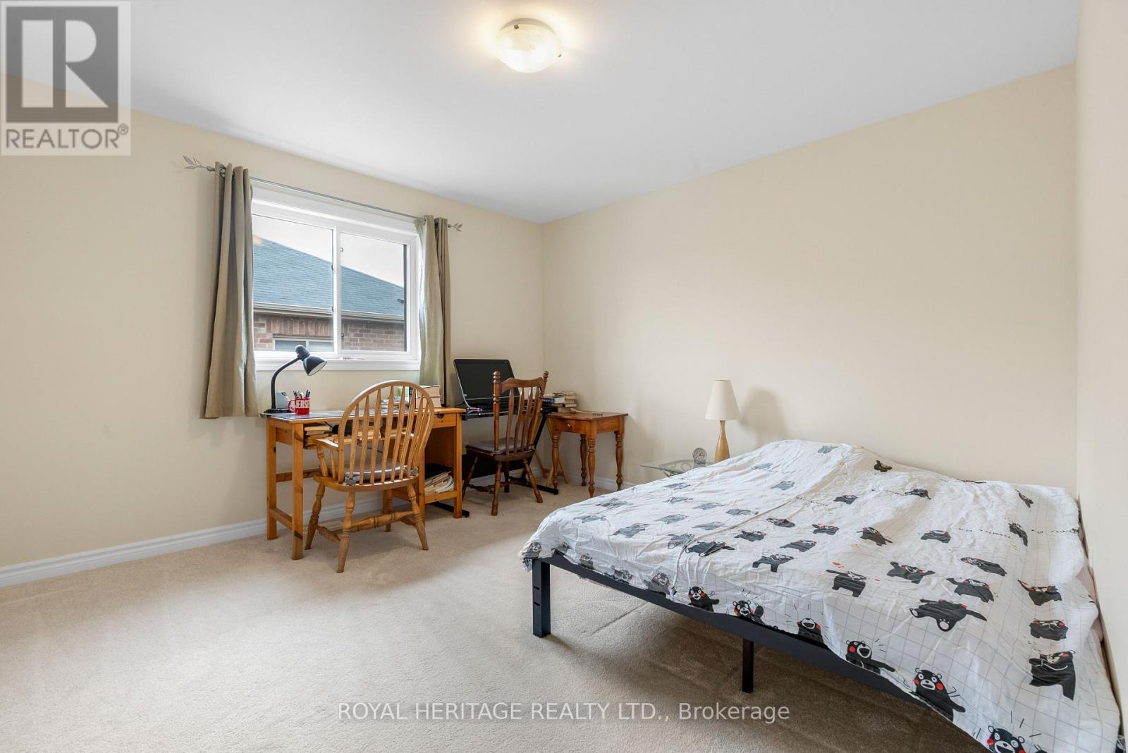 141 Springdale Drive, Kawartha Lakes (Lindsay), Ontario  K9V 0N1 - Photo 17 - X12129483